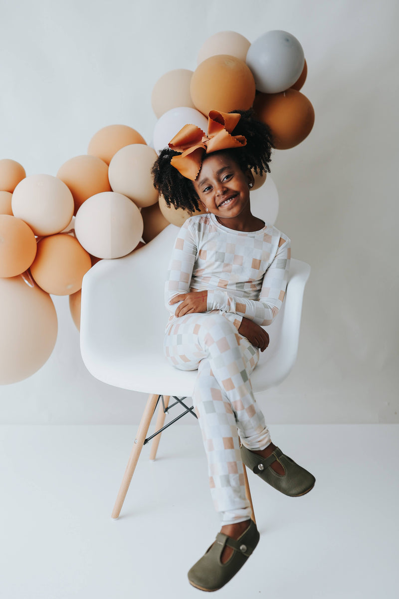 MUTED CHECKERS DREAM Set