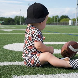 CHECKERED FOOTBALL DREAM Kurzer Satz