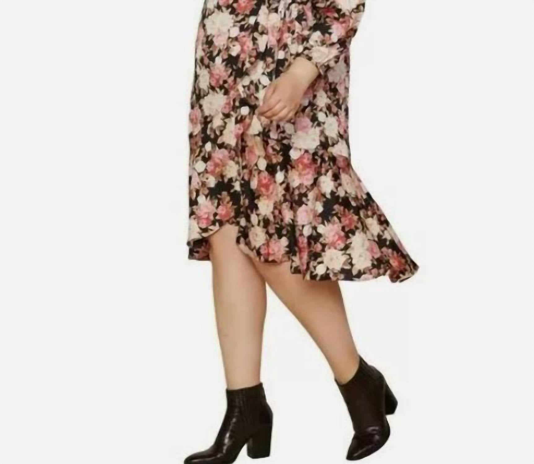 Plus Rose Muster Rüschen Besatz mit Blumenmuster Wrap Midi-Kleid in schwarz
