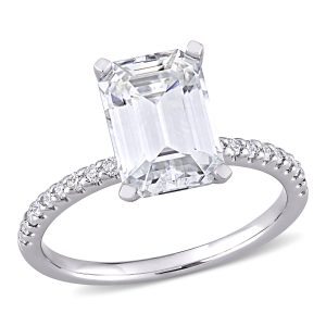 Mimi & Max 3 1/5ct DEW Emerald Created Moissanite Engagement Ring aus 10k Weißgold