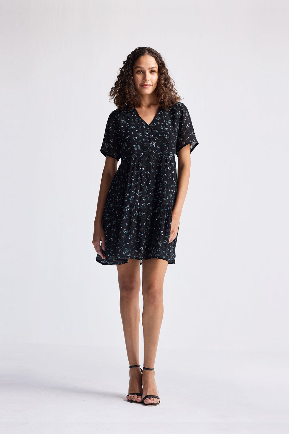 Kurzes Kleid mit Blumenmuster in Dunkelblau