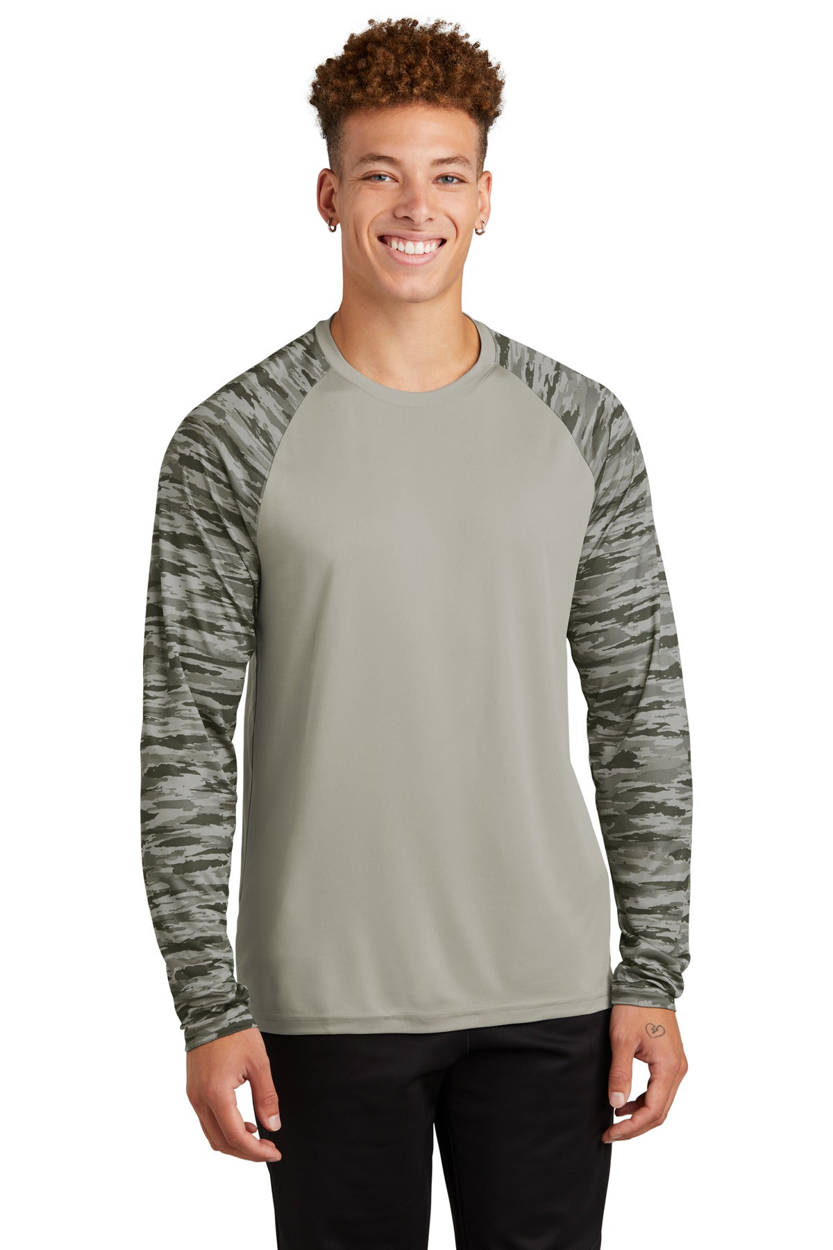 Sport-Tek Drift Camo Colorblock Langarm T-Shirt ST376LS