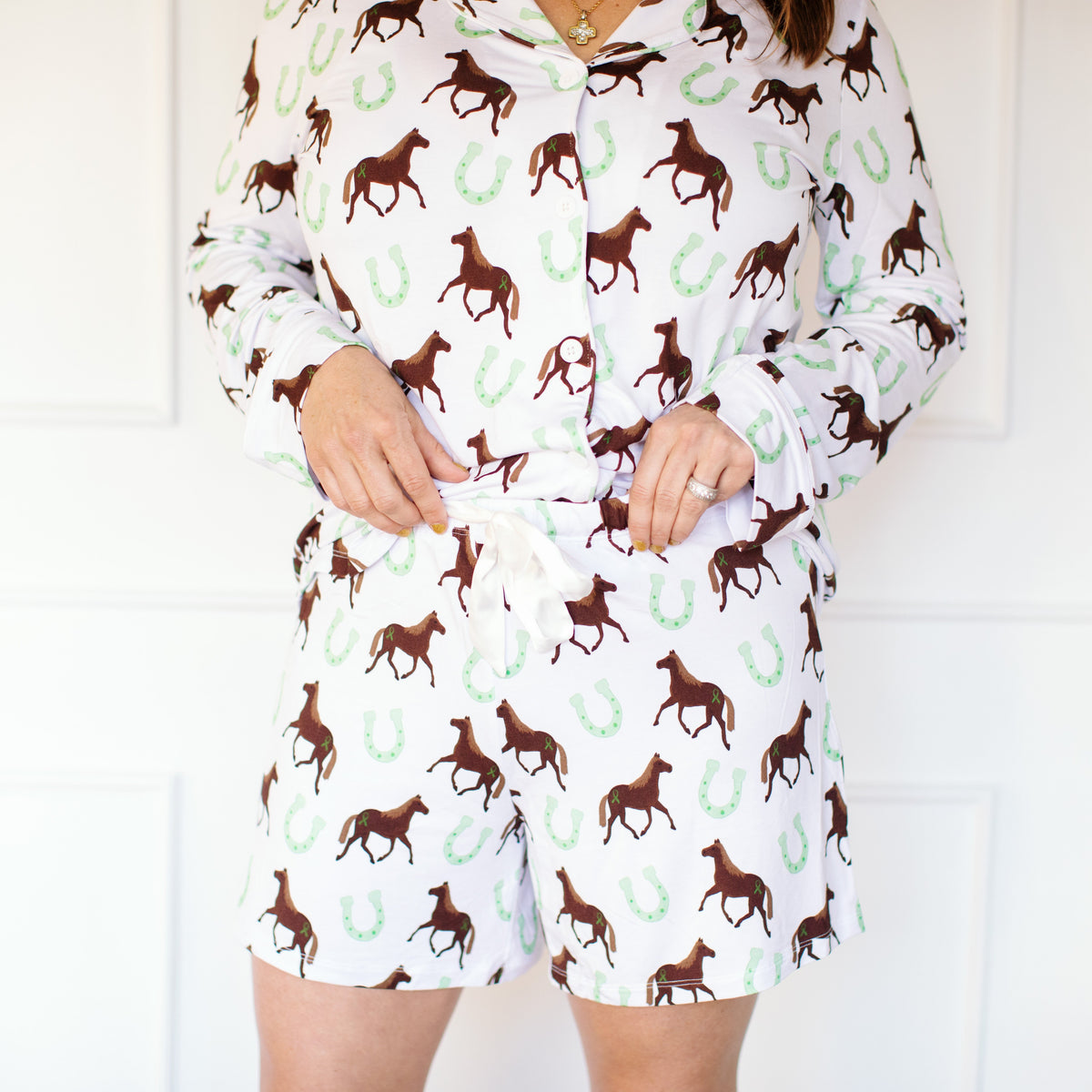 Horse Damen Knopf unten kurzes Set