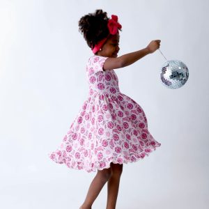 LET’S GO GIRLZZZ DREAM Rüschenkleid