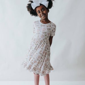 Tee Zeit Traum Rüschen Kleid