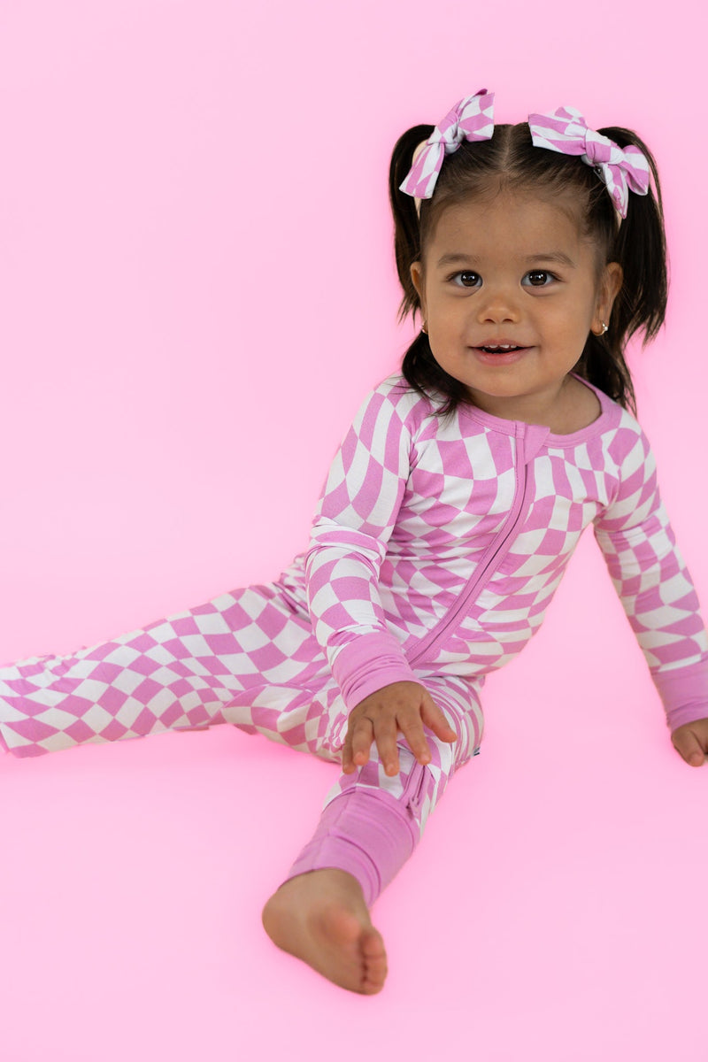 BUBBLEGUM WAVY CHECKERS DREAM Strampler