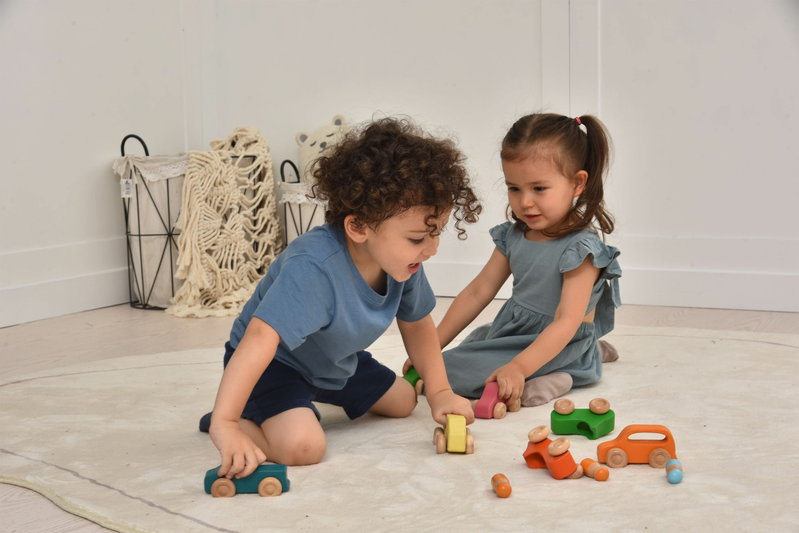 Holz Auto Spielzeug Set – 10 Stück Set