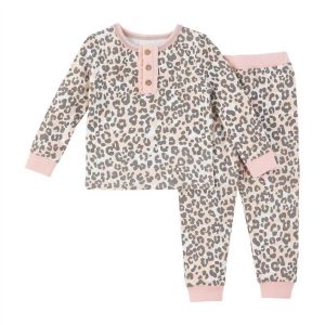 Mädchen-Leopard Pyjama in rosa gesetzt