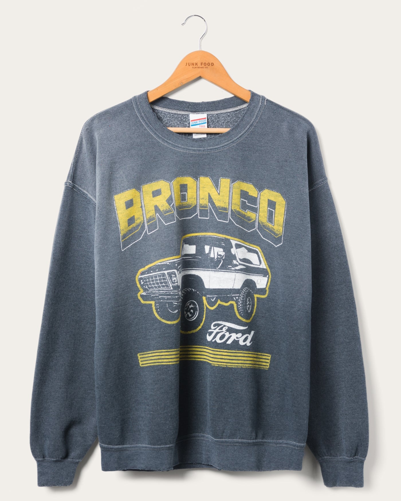 Bronco von Ford Flea Market Fleece angetrieben