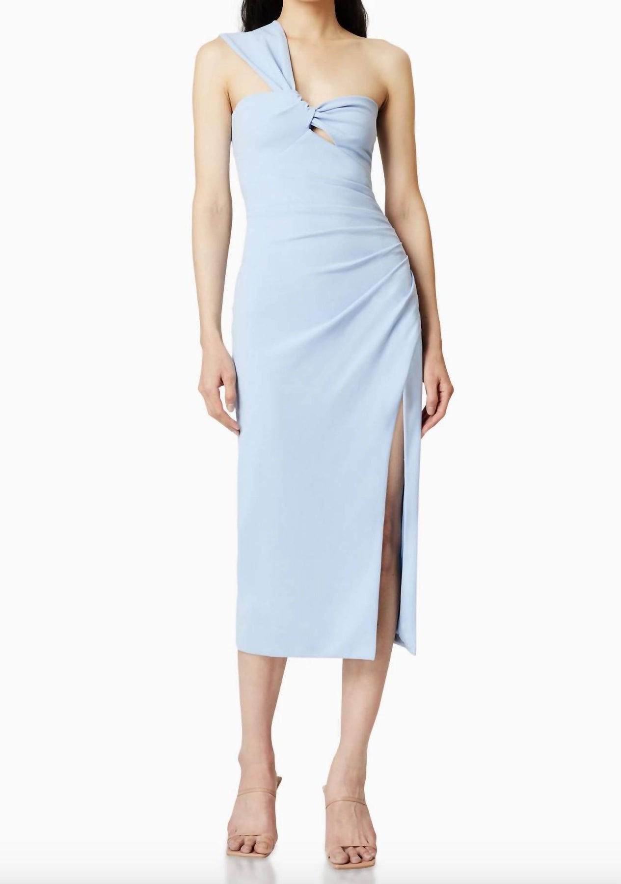 Kleid im Himmel blau