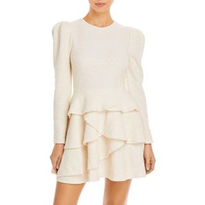 Kurzes Minikleid aus Bouclé