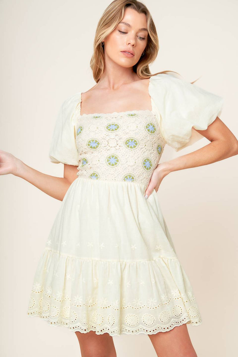 LOLA GRASS Creme gewebt MINI Kleid