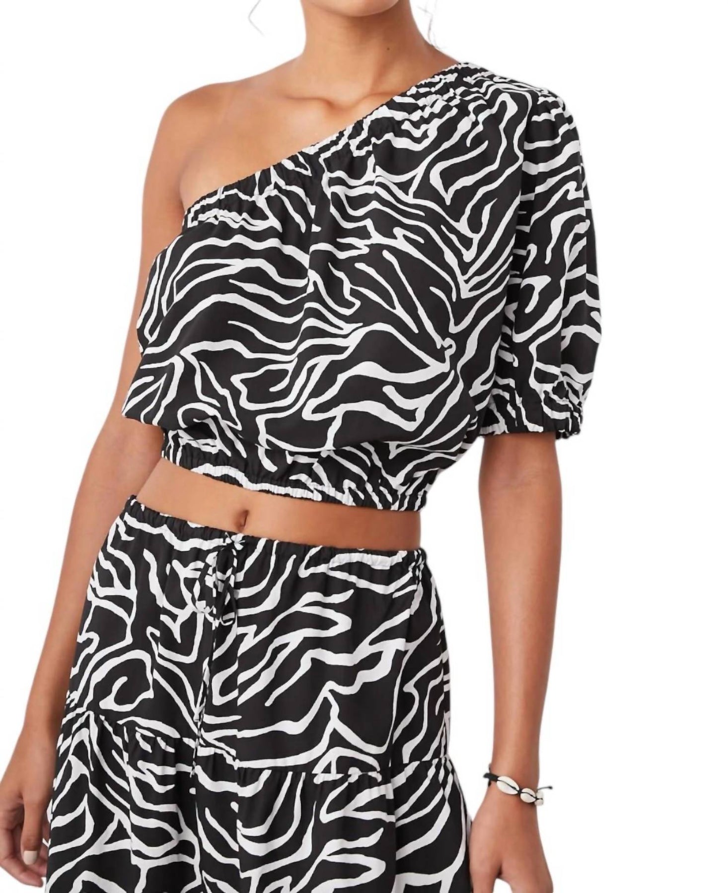 Evy Top in Contour Linien
