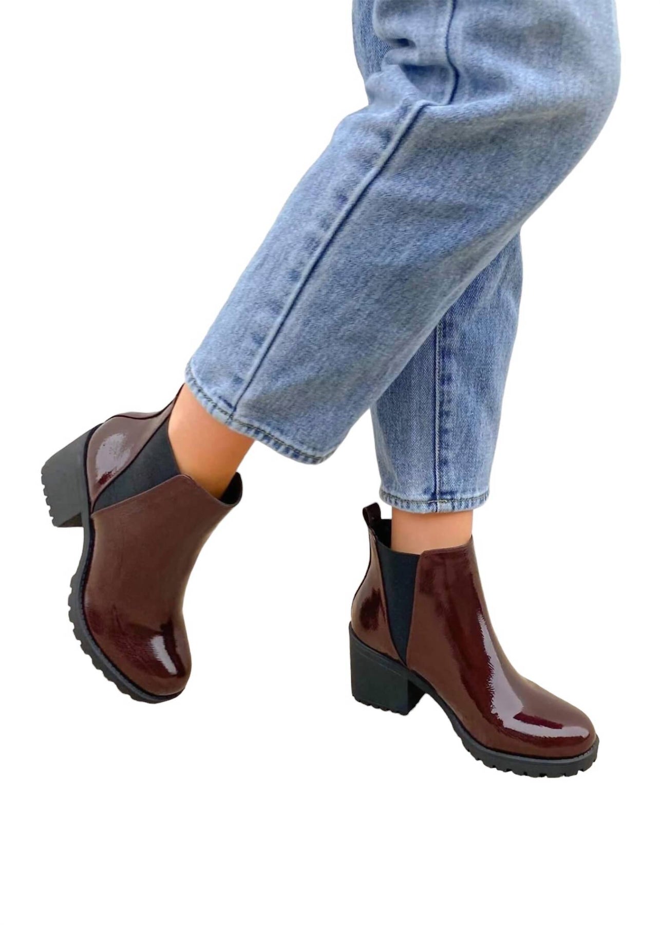 Nehmen Sie mich auf Booties in Burgund