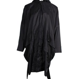 Issey Miyake Travel Raincoat in schwarzes Nylon 7748677042236