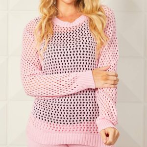 Crochet Rundhalspullover in staubig rosa