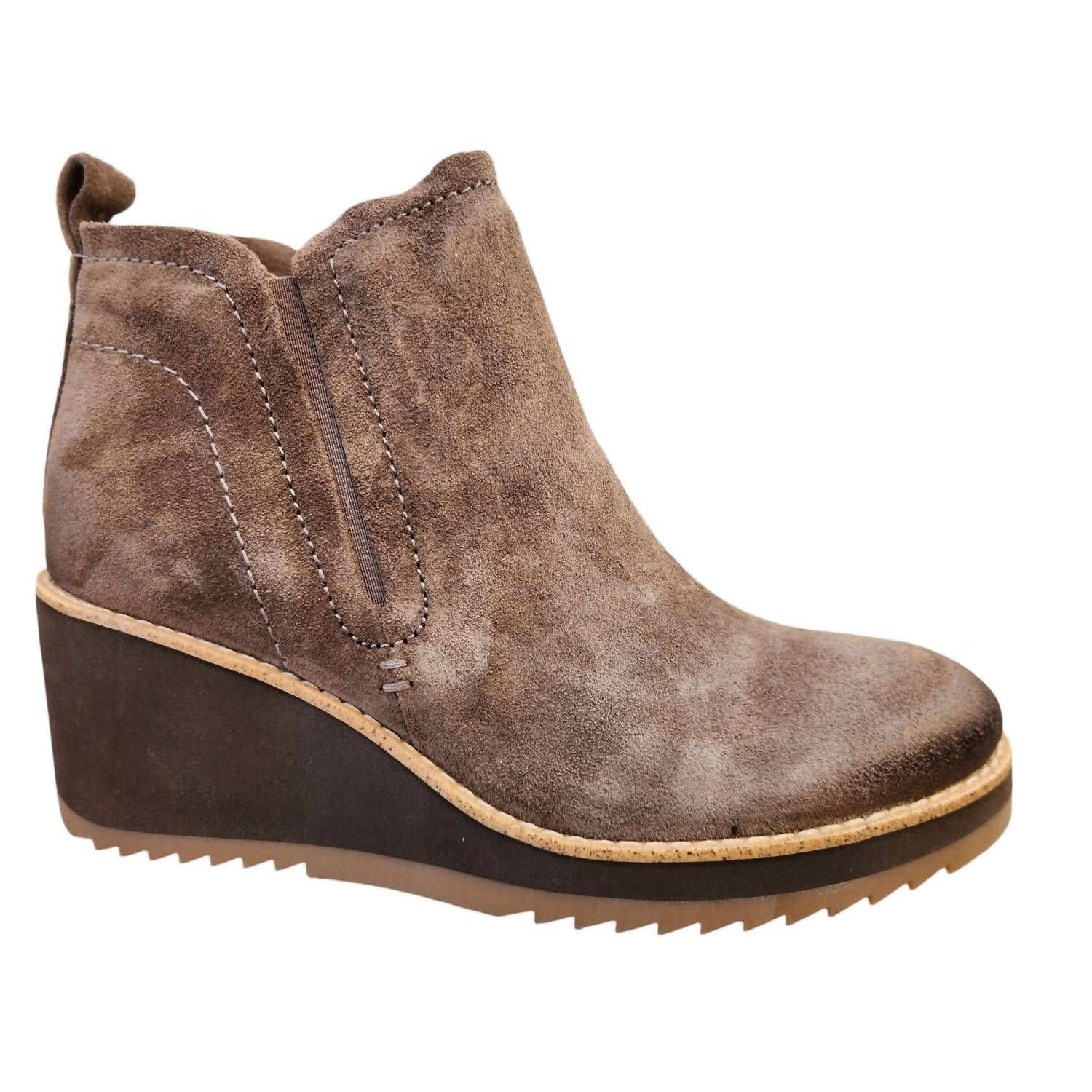 Damen emeree Keil Schuhe in Pilz Wildleder