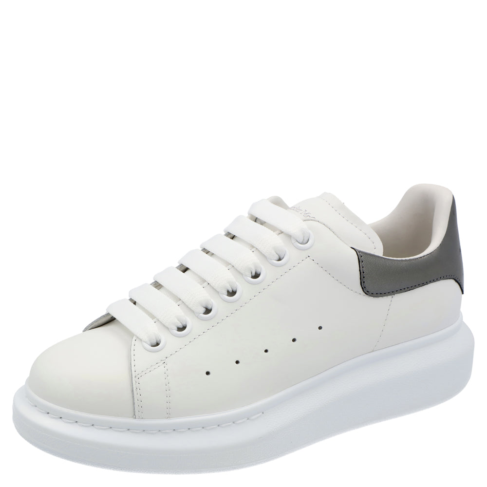 Alexander McQueen Oversize Sneaker 'Larry' für Damen in Weiß/Schwarz
