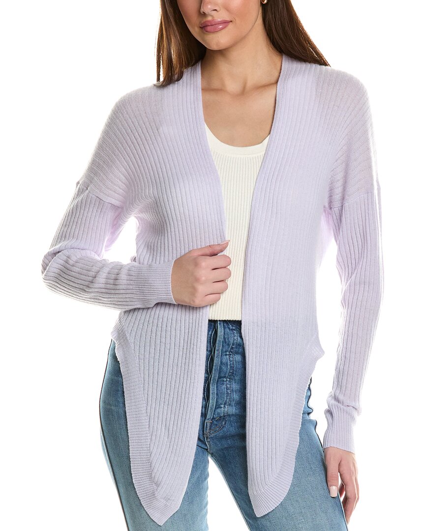 Strickjacke aus Kaschmir im Herbst