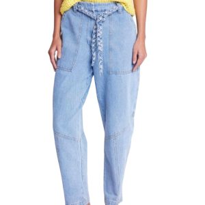 Belted Balloon Cut Jeans in Denim blau