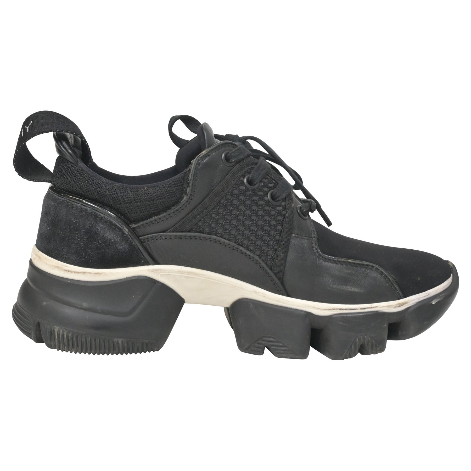 Givenchy Jaw Low Top Stämmige Sneaker aus schwarzem Leder