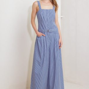 frisch Blütenblatt blau gewebt Jumpsuit