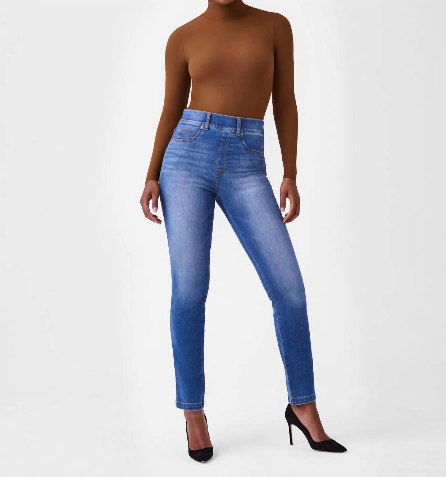 Gerade Jeans im Vintage Indigo