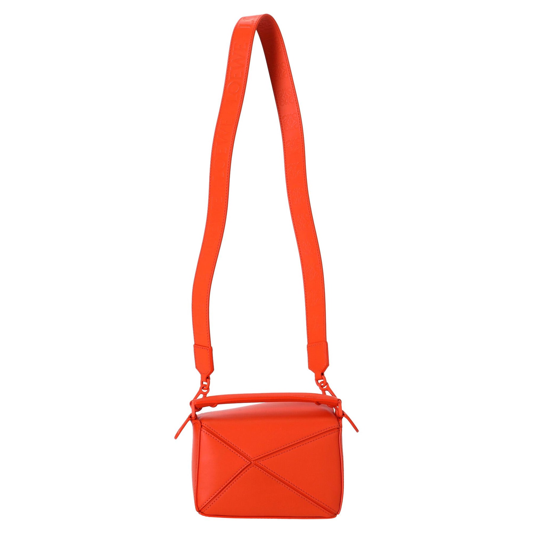 Loewe Mini-Puzzletasche aus rotem Kalbsleder