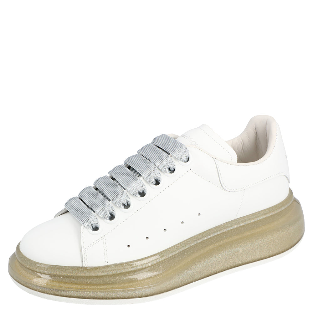 Alexander McQueen Oversize Sneaker 'Larry' für Damen in Weiß