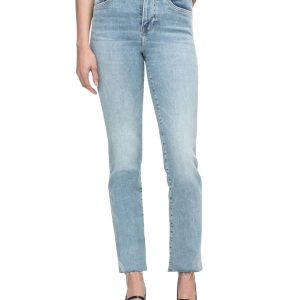 Le hoch gerade roh nach Jeans in colorado
