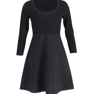 Theory Scoop Neck Compact Strick Minikleid in schwarzer Viskose