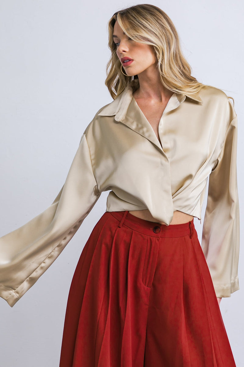 LEISTUNGSSTARKES CHARM gewebt SATIN TOP