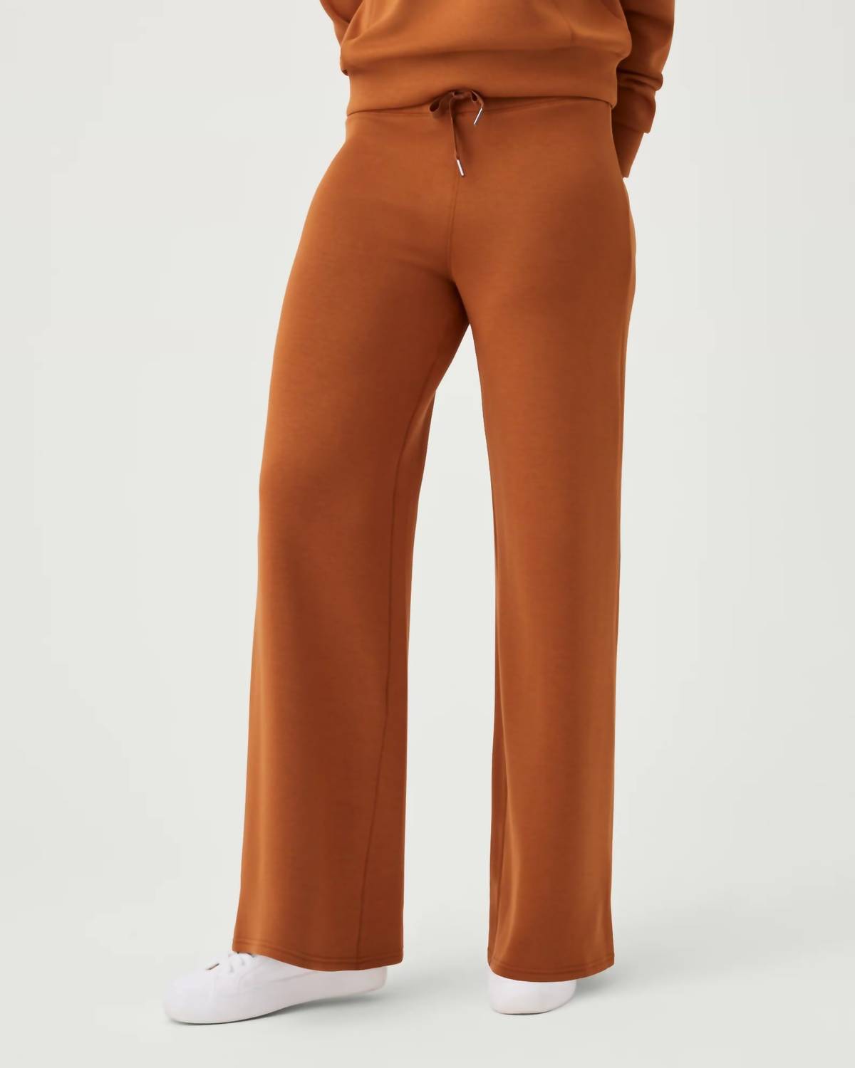 Damen Airessentials Weite Hose in Butterscotch