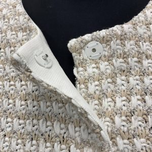 Tweed Strickjacke aus Baumwolle in Schwarz/Weiß