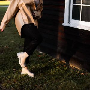 Ahorn Leder Shacket In Beige