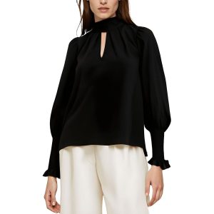 Chiffonbluse ausgeschnitten