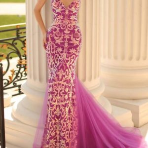 Abendkleid in Magenta
