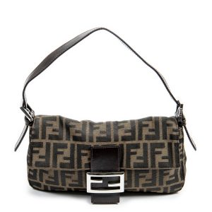Convertible Rockstud Trapeze - Nein, nein.