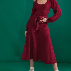 KEEP LOOKING UP Pullover Midikleid
