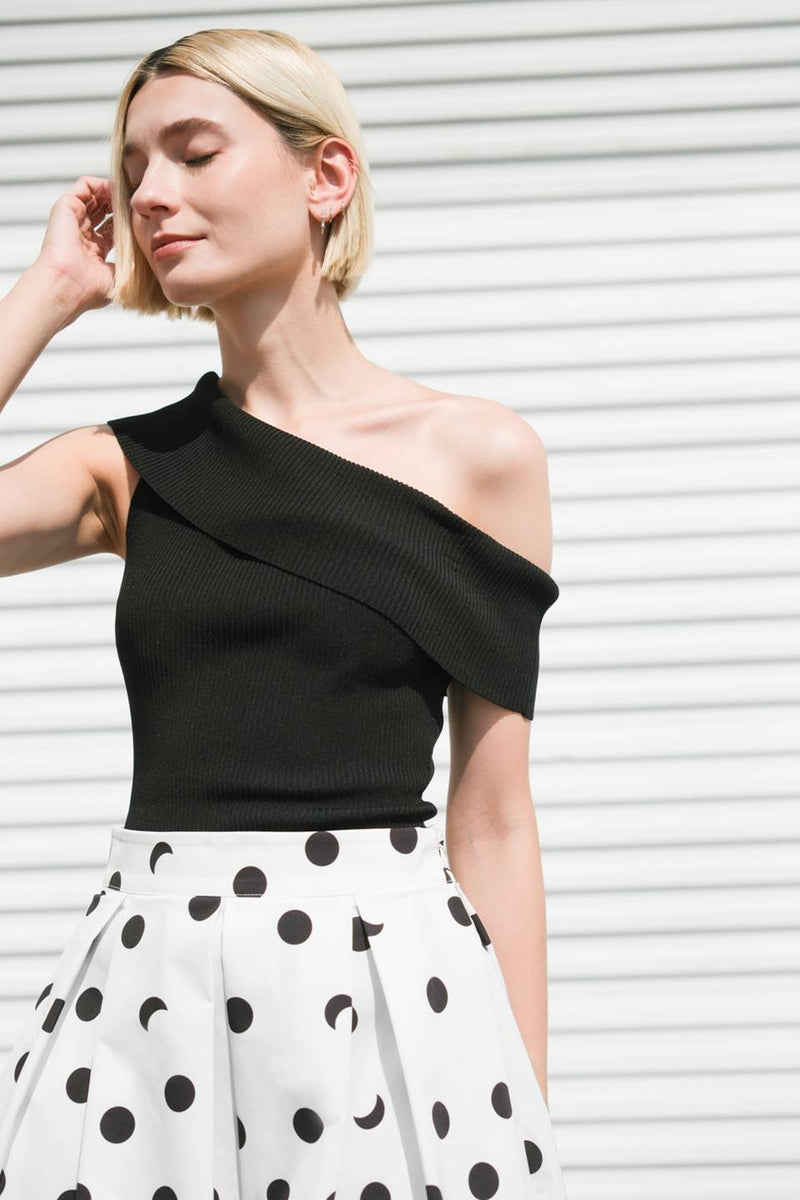 DESIGNS BEYOND Strick Body