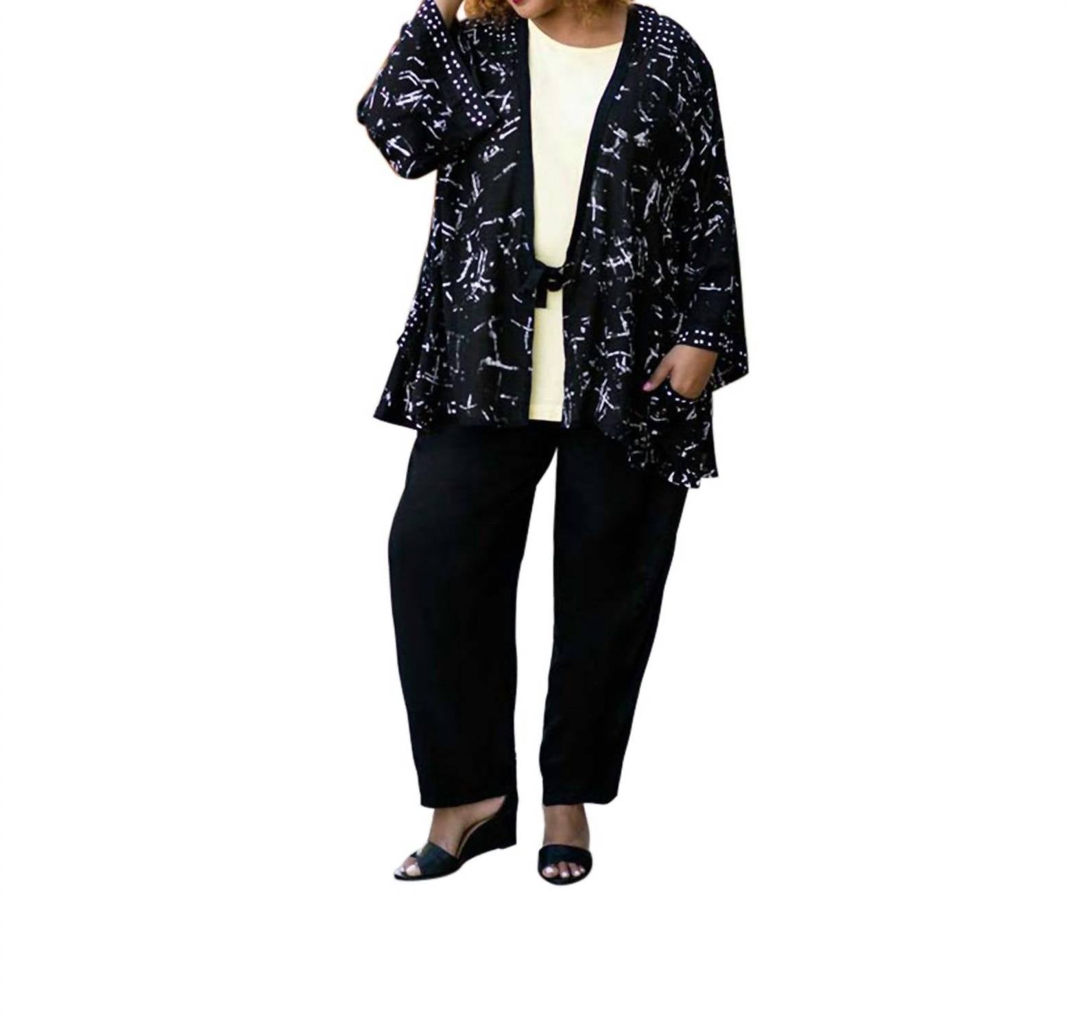 Edyth Plus Größe Jacke in schwarz Batik