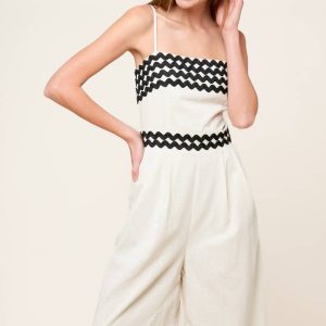 MEET AT THE PIER Creme gewebt Jumpsuit