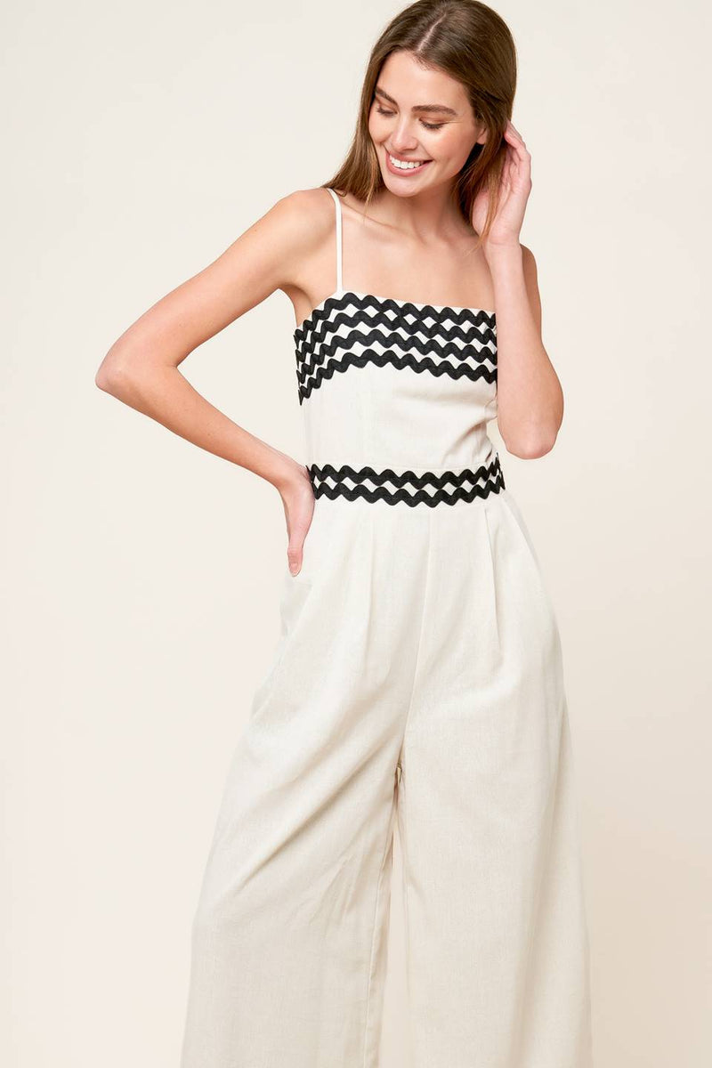 Treffen Sie im PIER Creme gewebt Jumpsuit