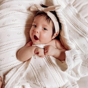 Pointelle Babydecke – weiß