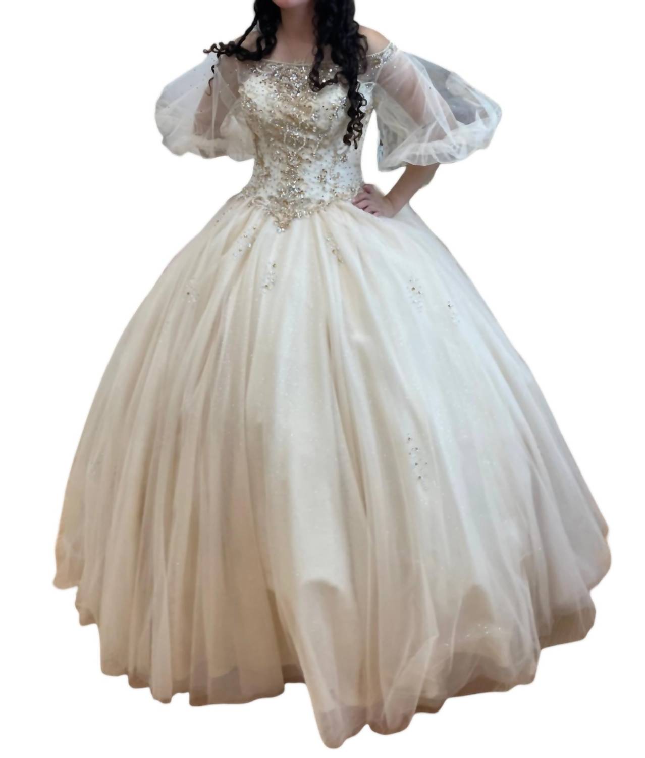 Quinceañera Puff Ärmel Kleid im dunklen Champagner