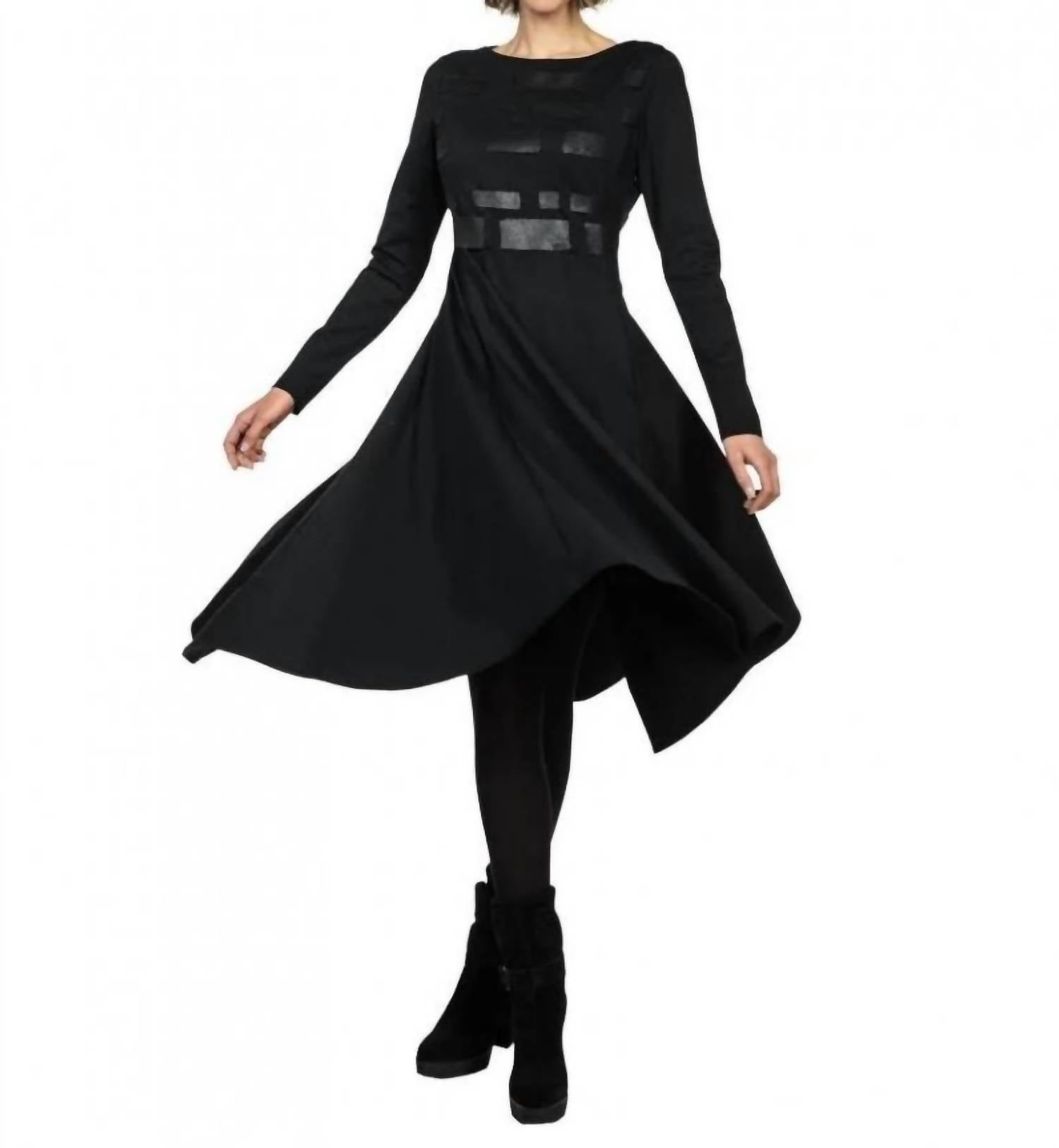 Kleid in Schwarz
