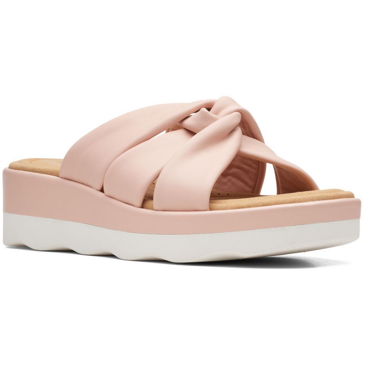 Clara Charm Sandalen mit Keilabsatz aus Kunstleder