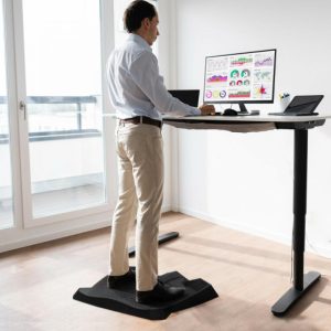 Tragbare Anti-Ermüdungs-Standmatte mit Massagepunkten und vielfältigem Terrain-Schwarz