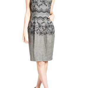 Flocked Scallop Cato Sheath Kleid in grau – 7670789636156