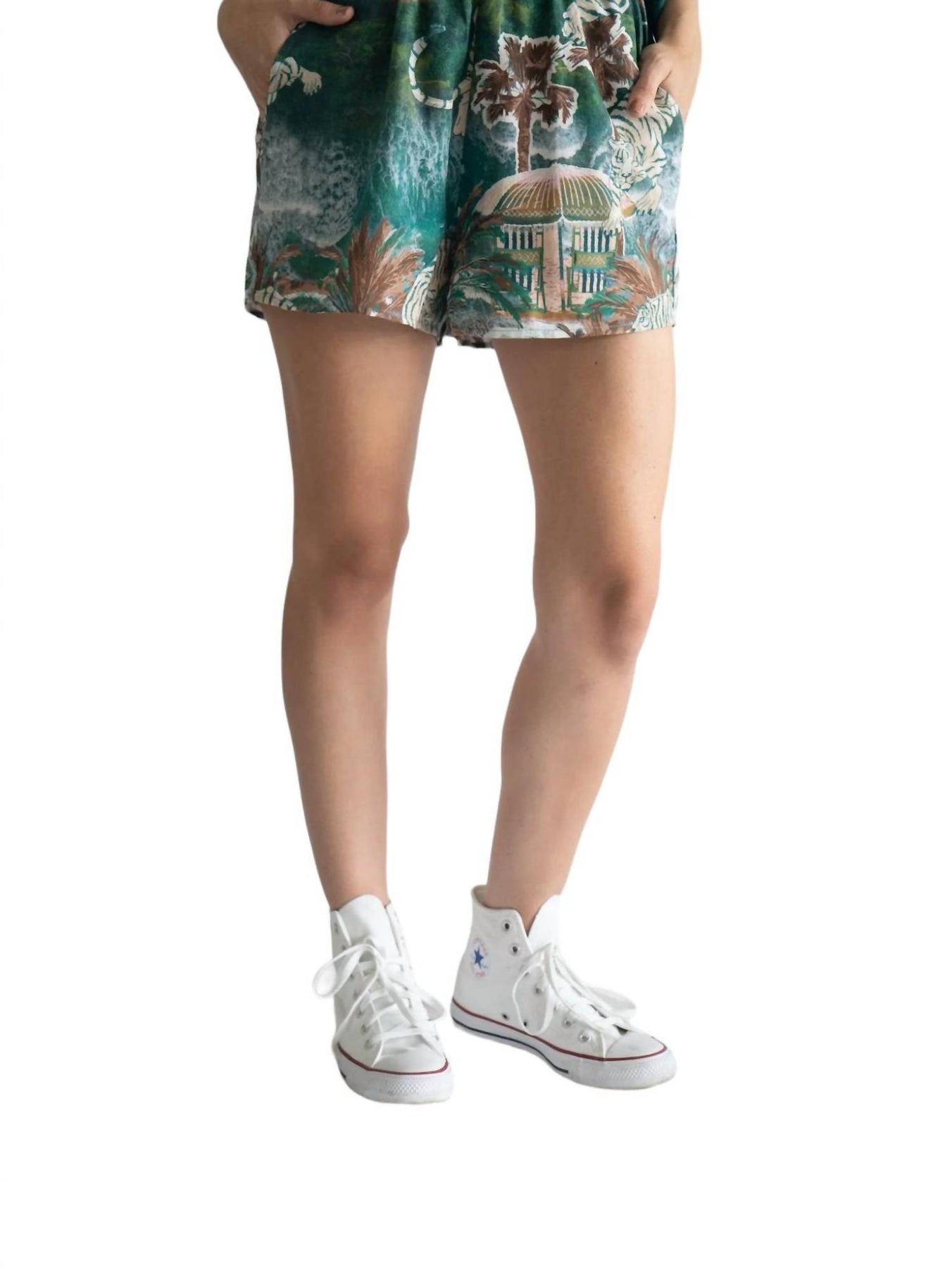 Leinenshorts in Paradise